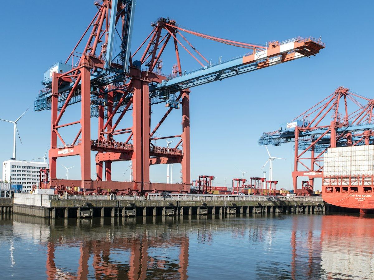 Containerkranen in een haven